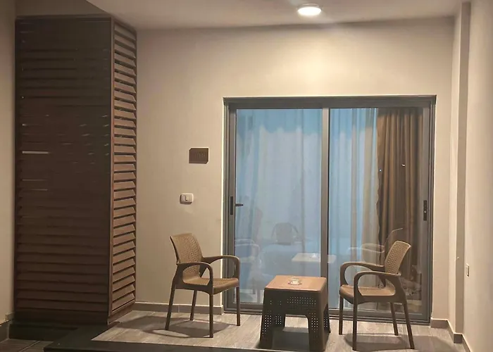 Imperial 119 Apartment